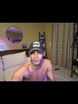 YourPlayfulCouple's cam snapshot