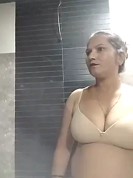 Loveina_horny's cam snapshot