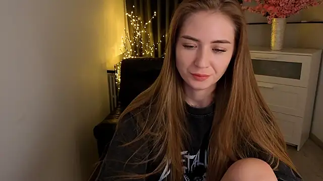 Alice_Chain's cam snapshot