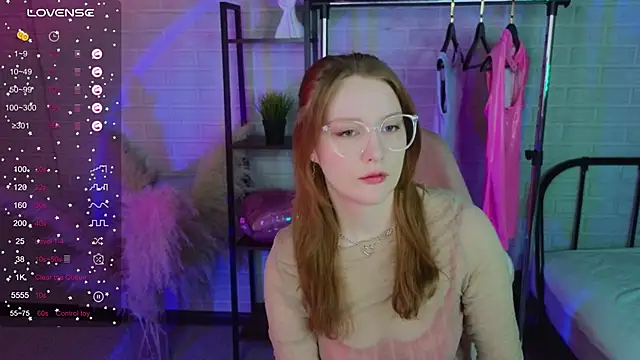 Ginger_Kristin's cam snapshot