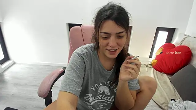 Dyana_Kaylinn's cam snapshot