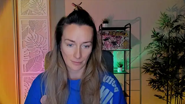 RebeccaMartinez's cam snapshot