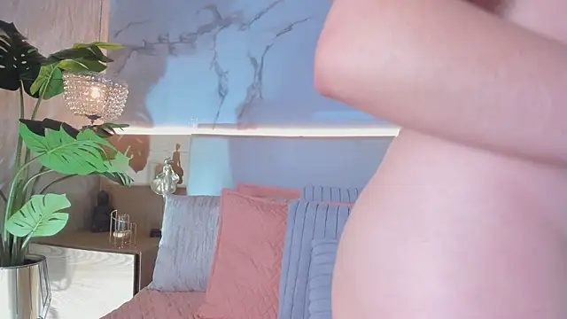 ValSmith_'s cam snapshot