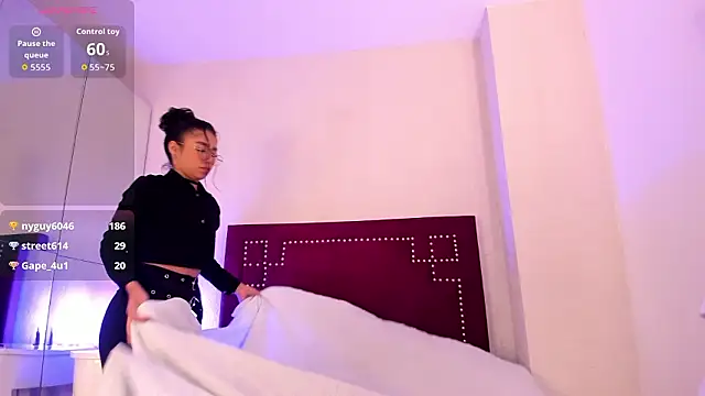 sweetabbey's cam snapshot