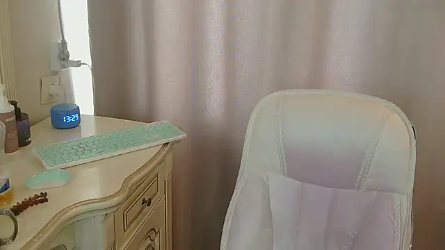 FOX-ME's cam snapshot