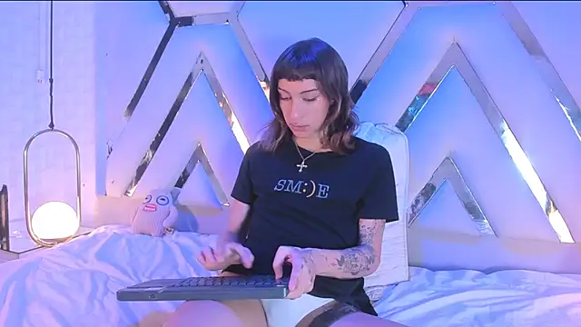 MadisonWood01 live sex cam