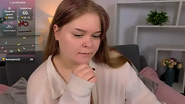 Erica__Alta's cam snapshot