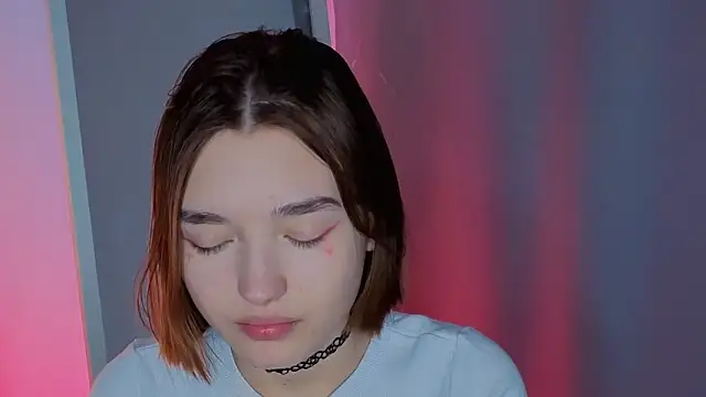 Leyla_crsh's cam snapshot