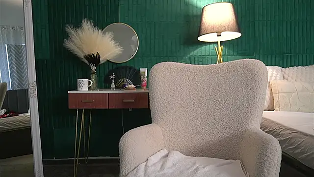 HaileyMoonn's cam snapshot