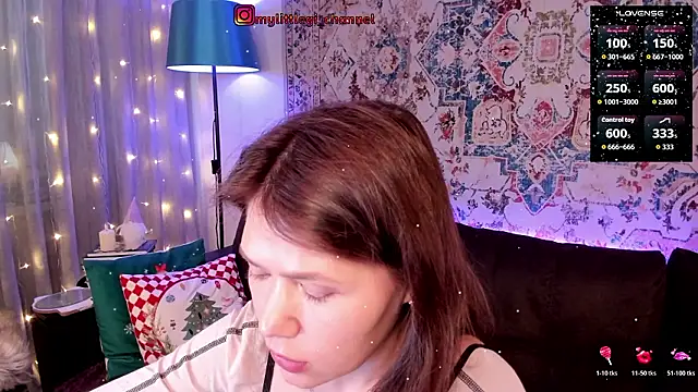 MyLittleGali's cam snapshot