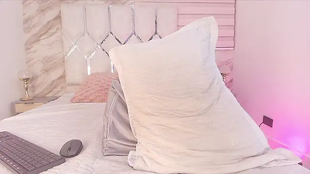 cataleya_ebony_'s cam snapshot