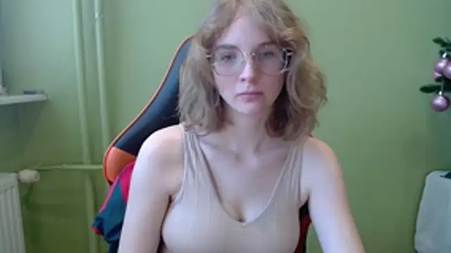 juicyPenny's cam snapshot