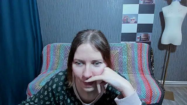 pa1e_pr1ncess's cam snapshot