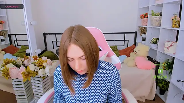 Elma_Lily's cam snapshot