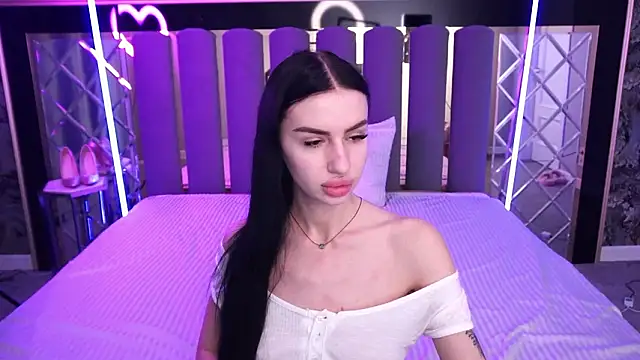 Snow_WhiteeeX live sex cam