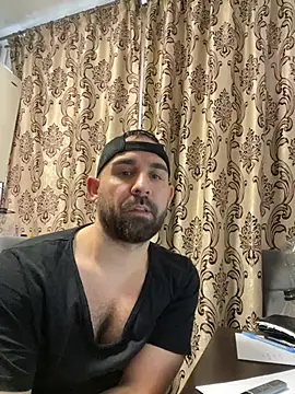 Lover_boy_89 live sex cam