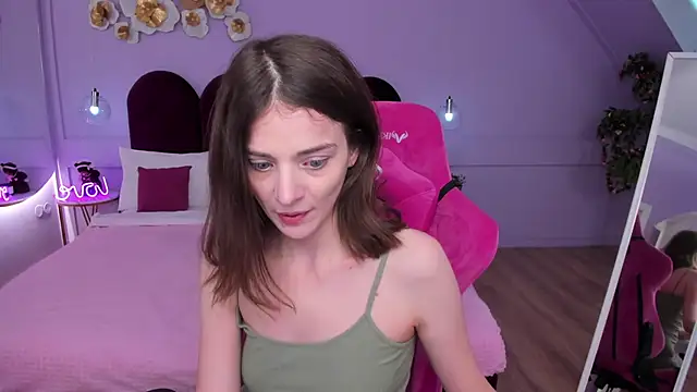 NikkaBush's cam snapshot