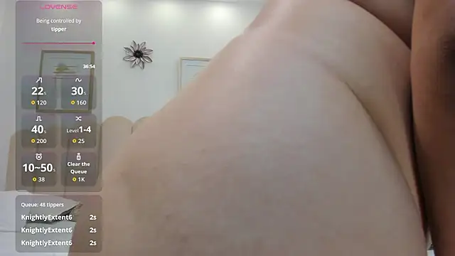 Karliie_kloss_'s cam snapshot