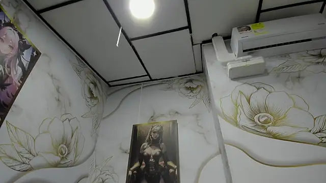 zaira_skinny's cam snapshot