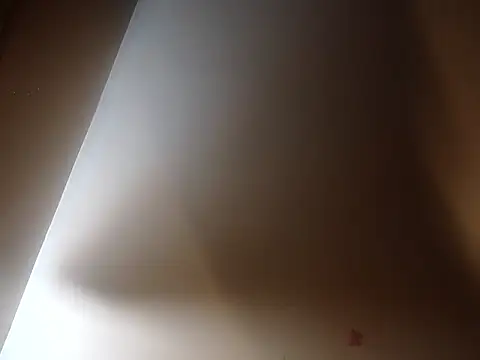 Daddyngirl69169's cam snapshot