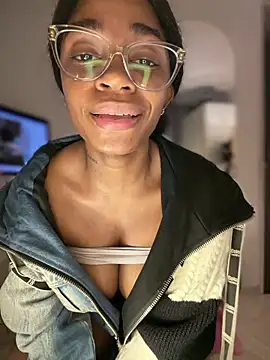 CharlottX's cam snapshot