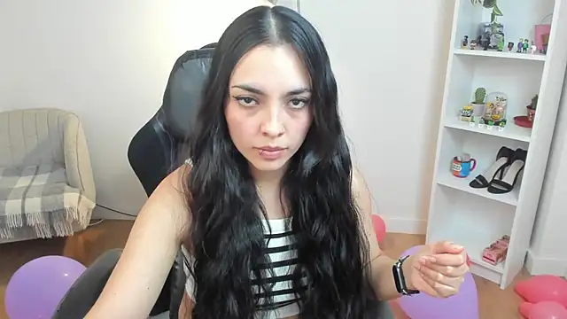 _BellaEvans_'s cam snapshot