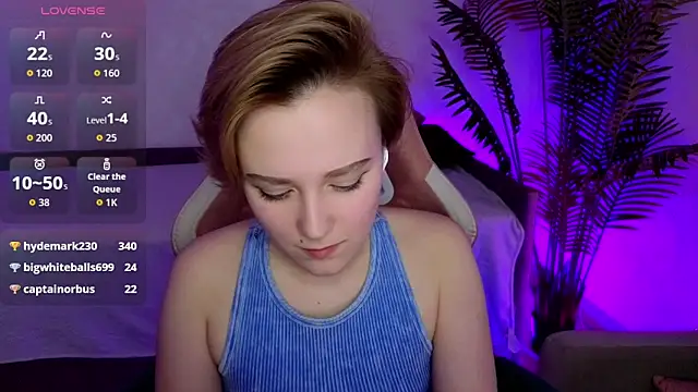 Ellie_Heavenly's cam snapshot