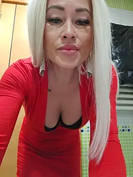 MILFBARBY live sex cam