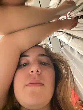 kate_nicepops123777's cam snapshot