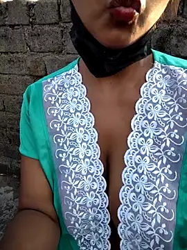 Ishu_Lovee live sex cam