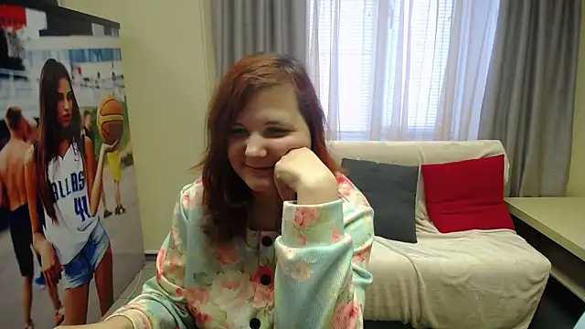 TwoBigSuns's cam snapshot