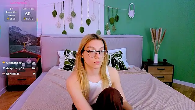 CindyMoriLove's cam snapshot