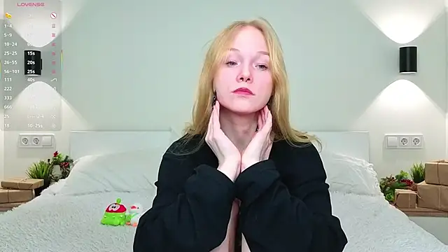 GhisllaineWestler's cam snapshot