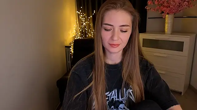 Alice_Chain's cam snapshot