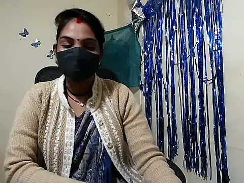 Shivani-Gupta's cam snapshot