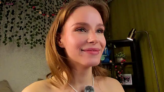 TaiteBayles live sex cam