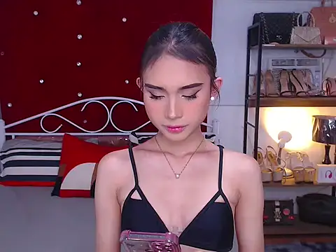 MeatyhorsecockMistress's cam snapshot