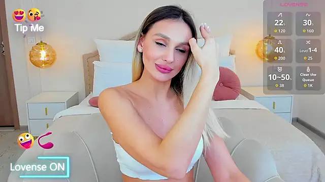 MissLoou's cam snapshot