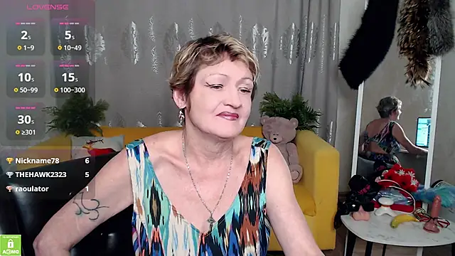 SexyGrandma_'s cam snapshot