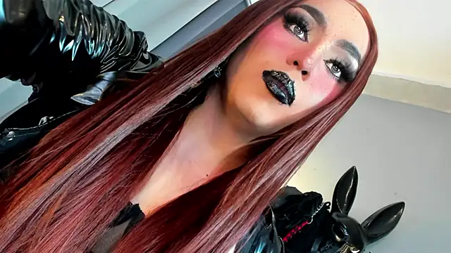 DominaAurumXXX's cam snapshot