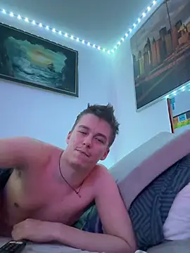 Toyjungee's cam snapshot