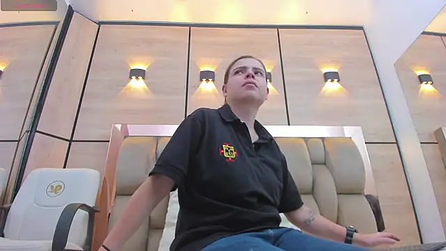 dorothy_vegga's cam snapshot