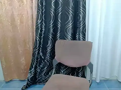 giah9inches's cam snapshot