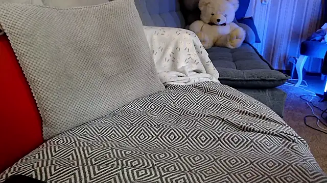 _Alyssia_'s cam snapshot