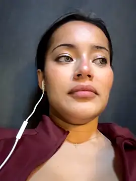 Risky_Workouts live sex cam