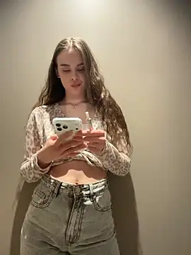 KristiRich's cam snapshot