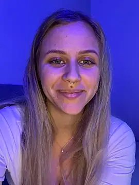 lunawolf21 live sex cam