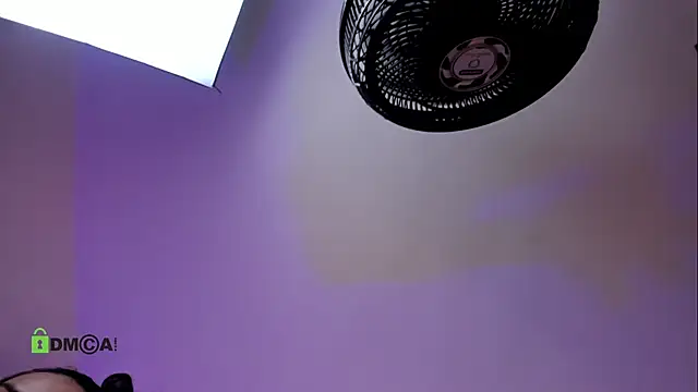 linda_dixon's cam snapshot