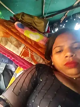Rubi_sarma live sex cam