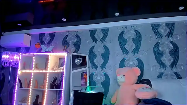 anneswhite's cam snapshot